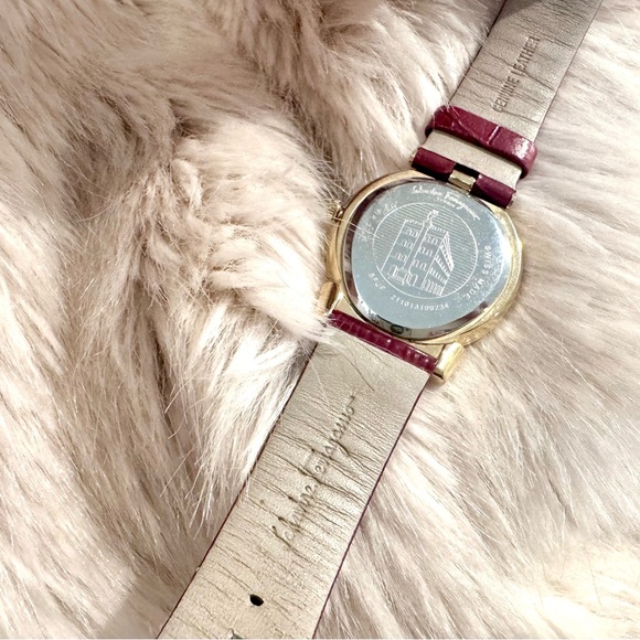 Gancini Timeless Collection in brown leather by Salvatore Ferragamo - Picture 6 of 6